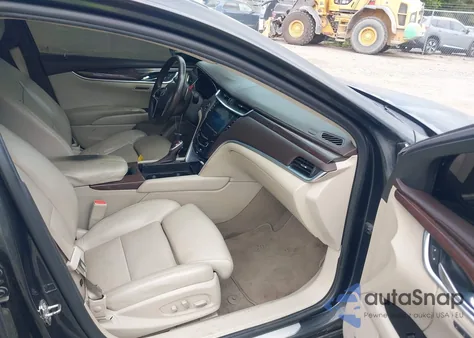 2014 Cadillac Xts Luxury Collection z USA, uszkodzony, nr VIN 2G61M5S32E9210628